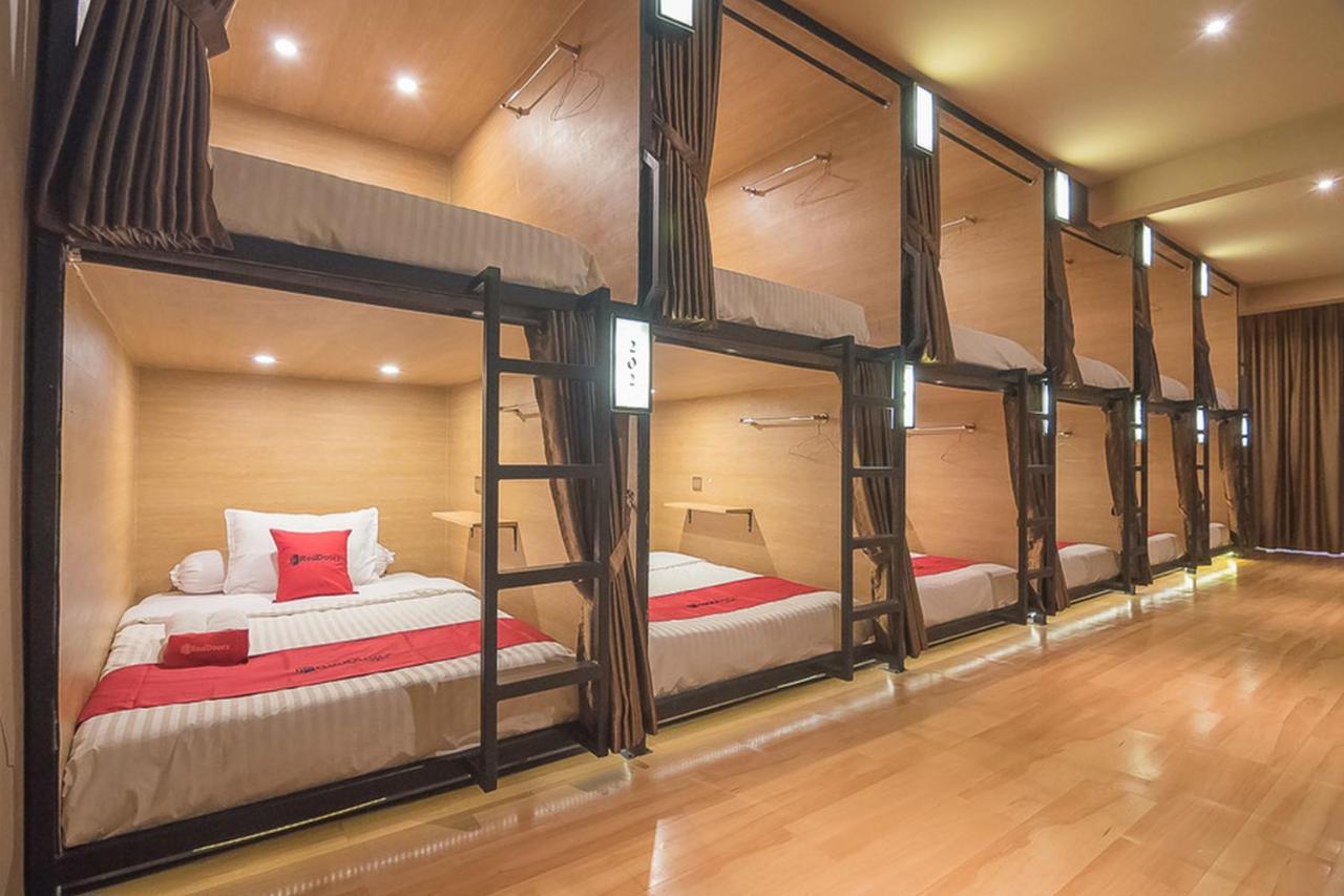Vk Pods Bandung Hostel Eksteriør bilde