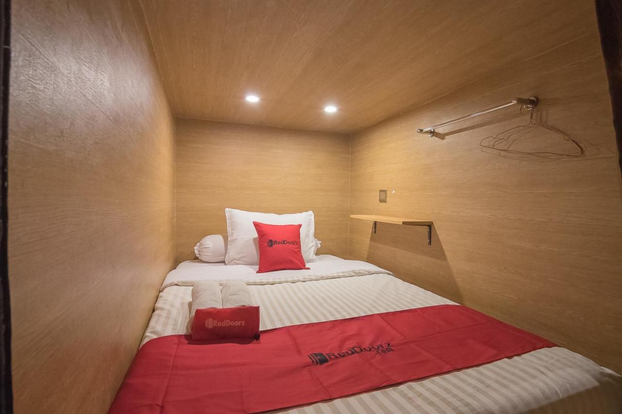 Vk Pods Bandung Hostel Eksteriør bilde